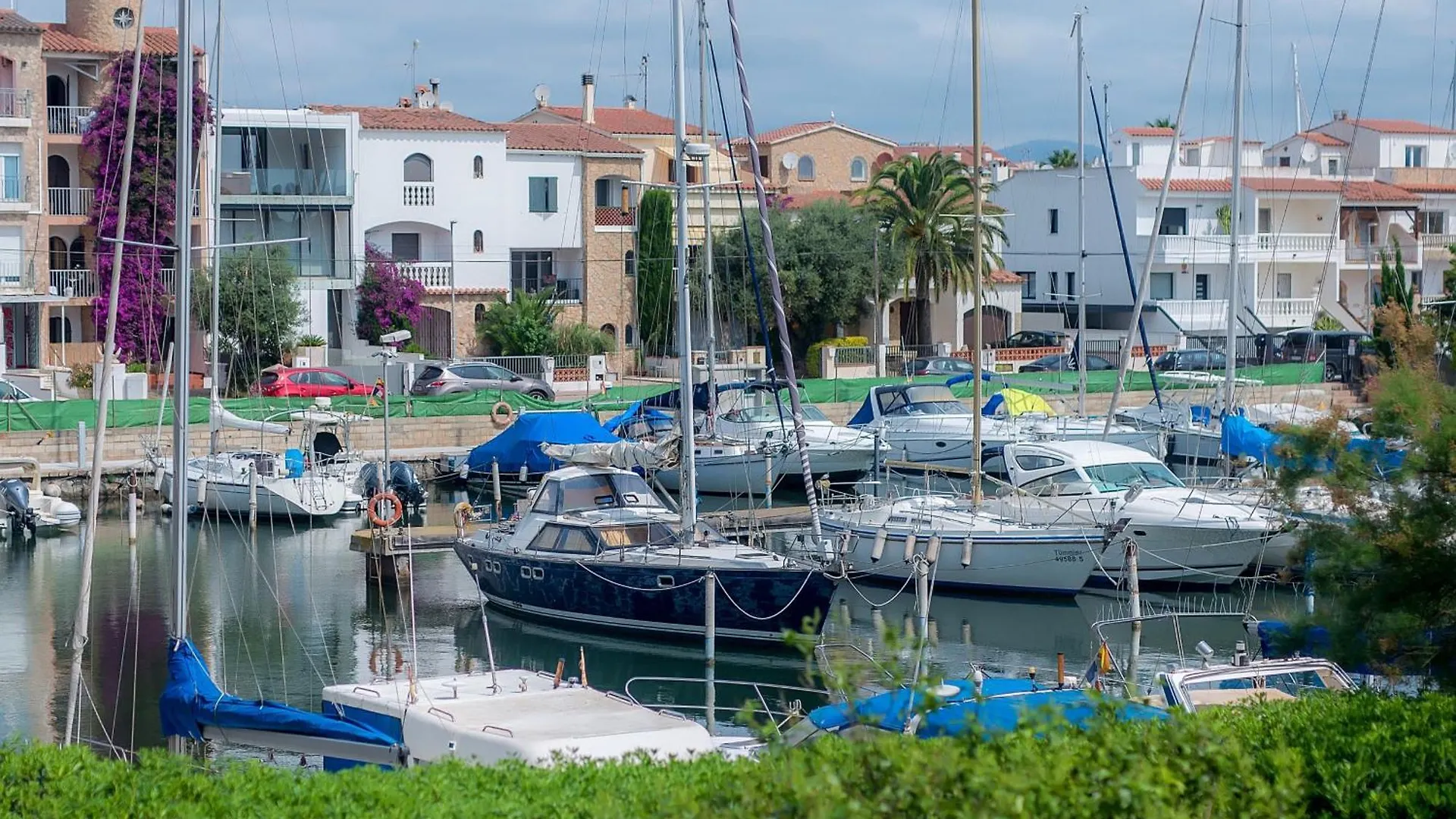Welcs Apartamento 251 Emp Frente Al Mar Empuriabrava İspanya